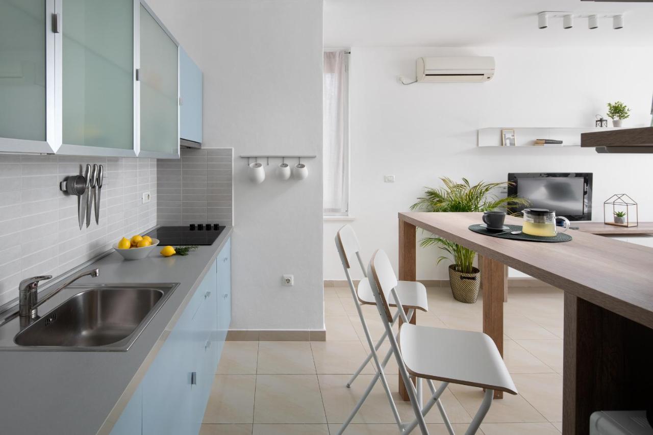 Small Apartment With A Big View Rabac Bagian luar foto